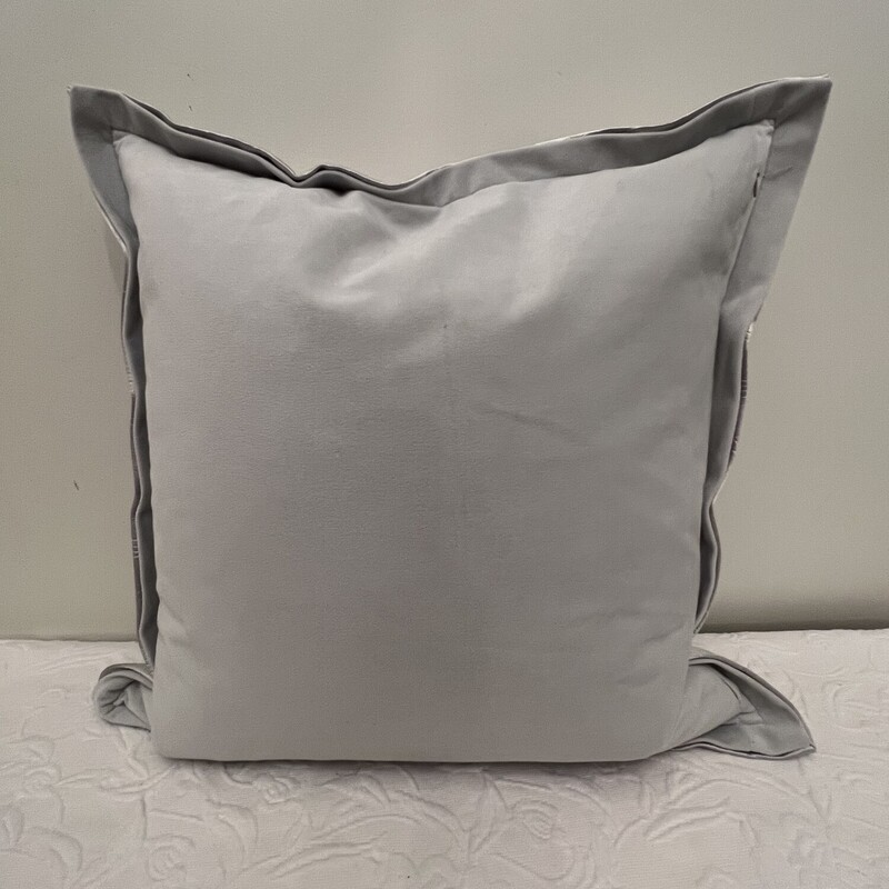 Toss Cushion Satin Velvet<br />
Grey & Silver<br />
Removable Zip Cover Feather Insert