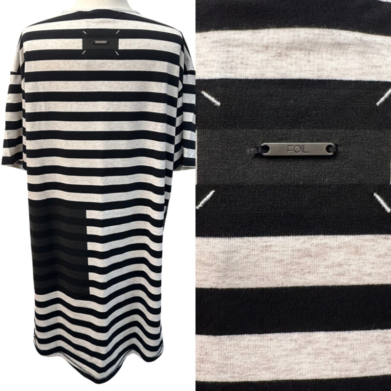 New Foil Striped Dress<br />
Short Sleeve<br />
Black and Sand<br />
Size: Small