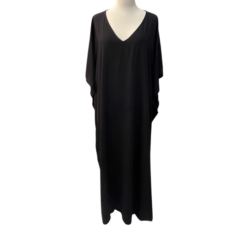 NEW DawlFace Caftan
Black with V-neck, kimono sleeves,  and flowy silhouette.
One Size Fits Most.