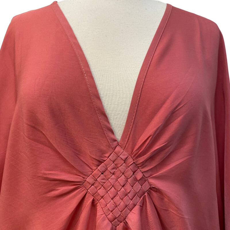NEW DawlFace Caftan<br />
Dusty Rose Pink with V-neck diamond pattern, kimono sleeves,  and flowy silhouette.<br />
One Size Fits Most.