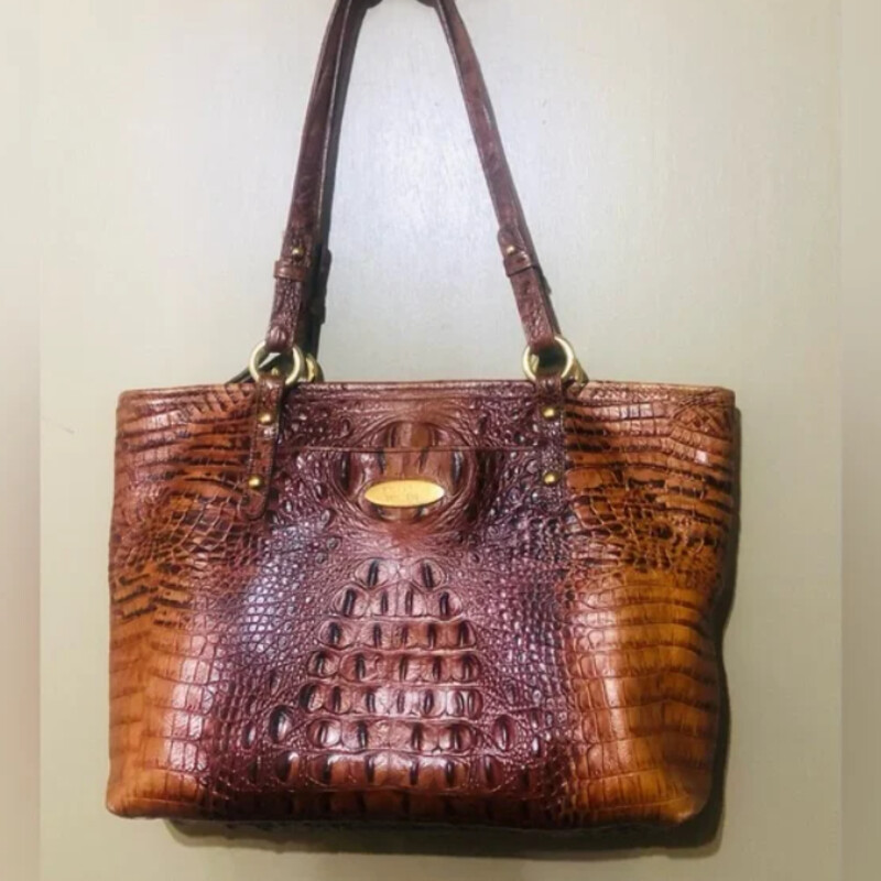 Brahmin Melbourne Medium Asher Handbag
Brown Leather
Size: 15x10H
Matching Wallet Sold Separately