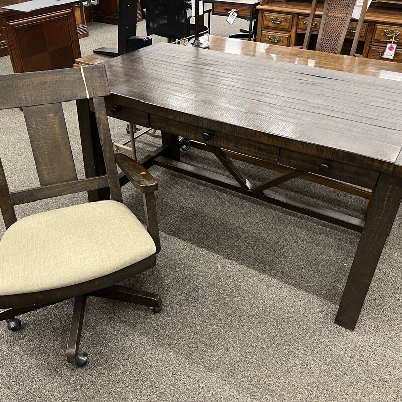 P.Barn Desk W/ Chair