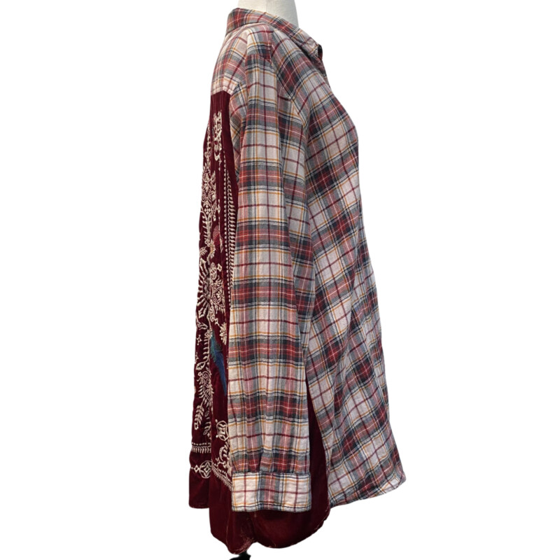 Boho Johnny Was Flannel Tunic Blouse<br />
With Velvet Floral Embroidery on Back<br />
Cream, Burgundy,Teal, Pink, Orange, Blue, and Red<br />
Size: XLarge