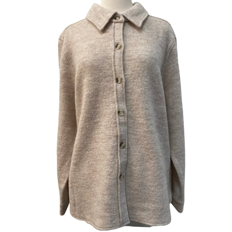 NEW Appleseeds Shacket<br />
100% Wool<br />
Color: Oatmeal<br />
Size: Petite XL