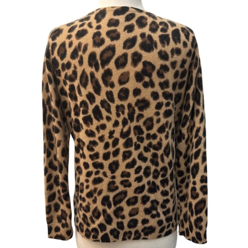 Charter Club 100% Cashmere Cheetah Sweater<br />
Colors:  Camel, Brown and Black<br />
Size: Medium
