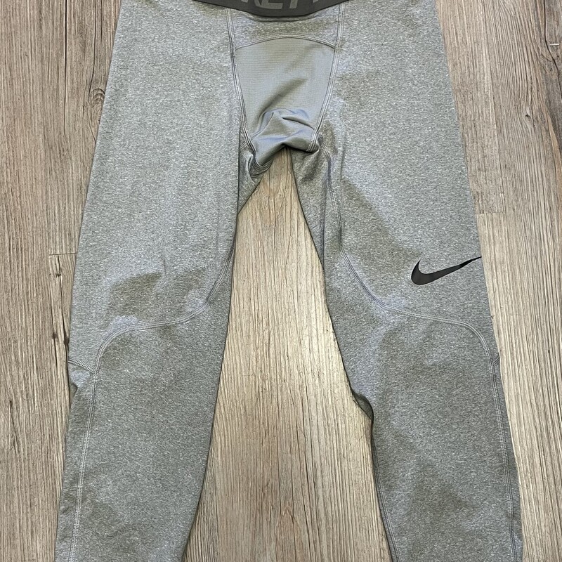 Nike Pro Base Layer Bottom, Grey, Size: 12-14Y
Compression
Original size 29-32 Waist In.
