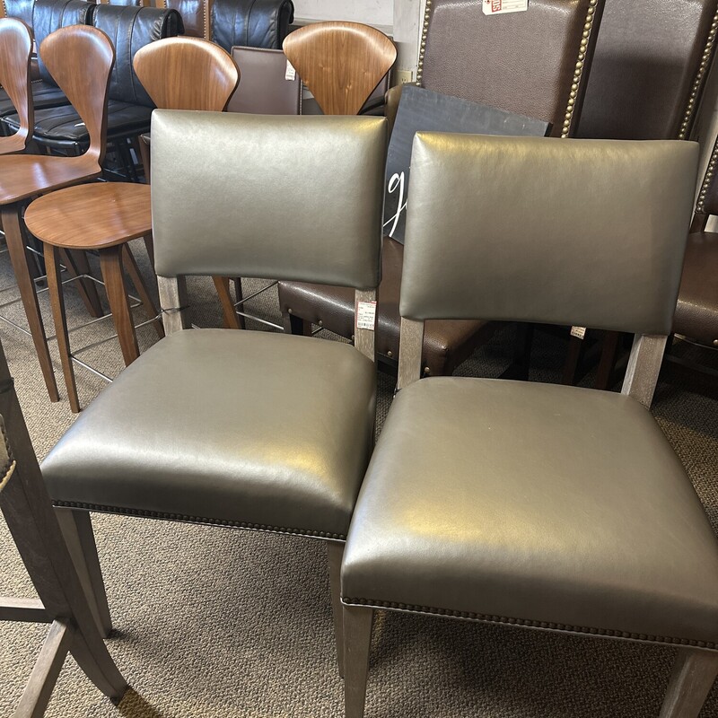 Moore Leather Side Chair, Set Of 2

Size: 21Wx19Dx35H