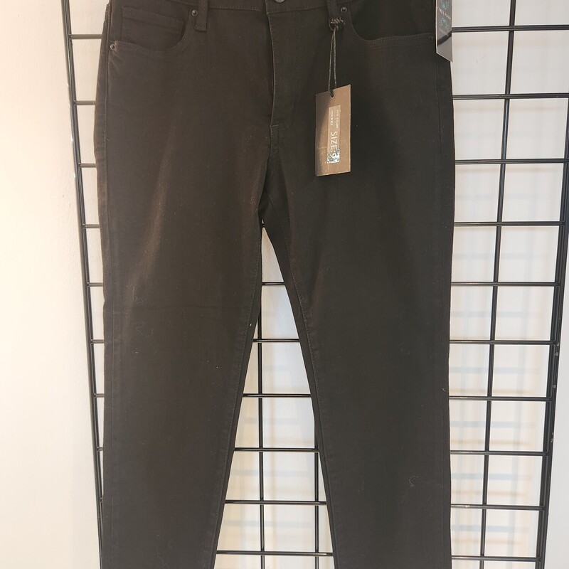 Special A Skinnyt Jeans, Size: 9
Brand New with Tags
Black, Cuffed, Stretchy Material