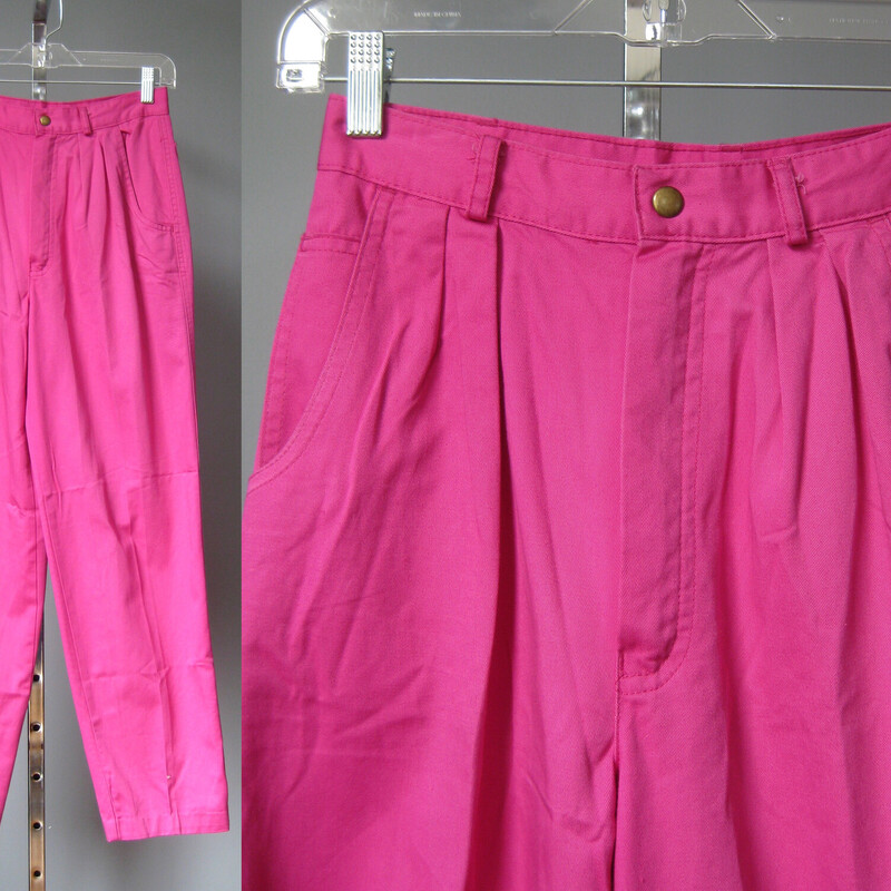 Present Co, Pink, Size: 9
Hot pink non-denim jeans by Present Co. with a high waist, pleated front, pockets and tapered legs


Button and zipper fly
Four working pockets and a fake coin pocket
unlined
No fabric tags but feels like  cotton or a cotton blend.
lightweight, flat woven
Excellent condition, no flaws

Marked size 9 - BUT will not fit a modern size 9/10 better for a modern size small, please use measurements provided below.
flat measurements:
waist: 13.25
hip: 22.5
rise: 12
inseam: 29.25
side seam 40

thanks for looking!
#58036