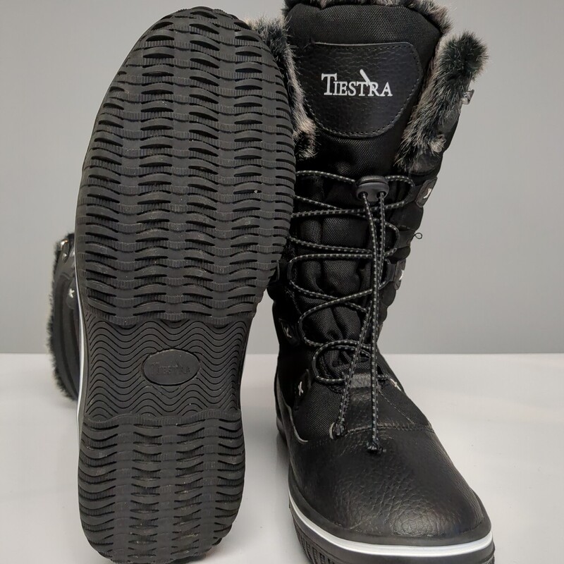 Tiestra Snow Boots, Blk/Whi, Size: 8
Adjustable Elastic Lace
Lined with Premium Faux Fur
Waterproof, Anti-Skid Soles
Memory Foam Insoles