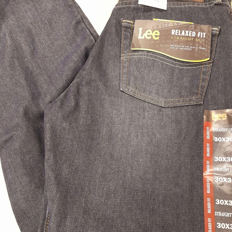New With Tag Levi Relaxed Jeans, Size: 30/30

Retail for $60 plus