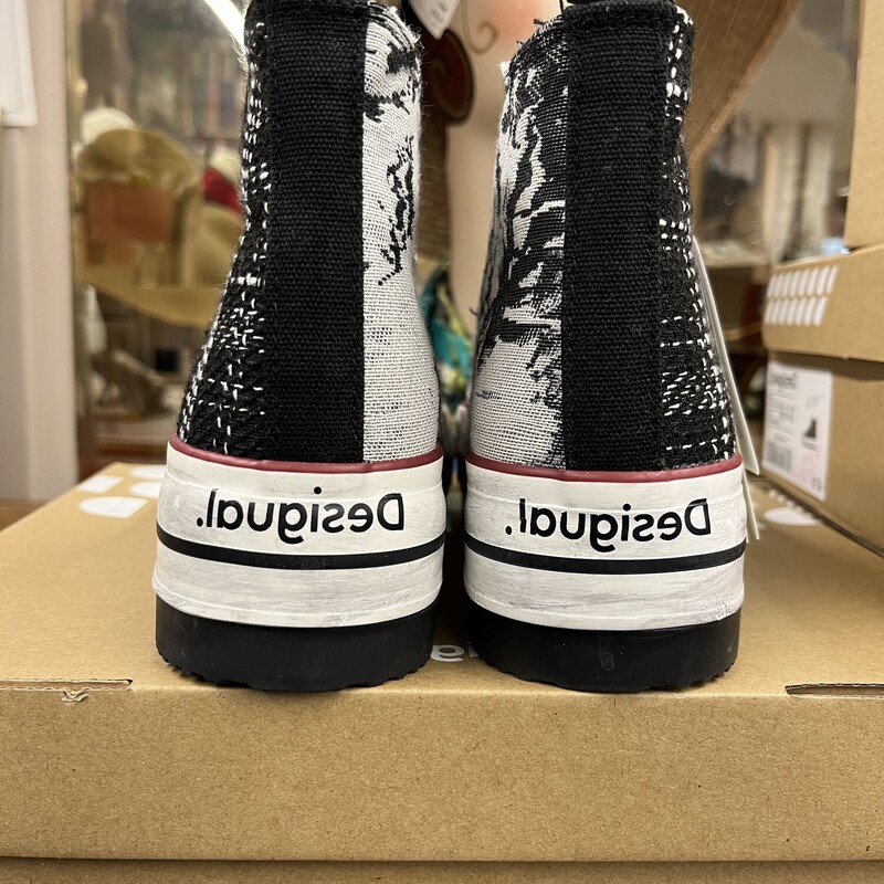 Brand New with $233 Tags!! These Patchwork Shoe/boots are awesome!  Black &Grey, Available in<br />
Size: 37 (6.5)<br />
Size: 38 (7.5) x 2<br />
Size: 39 (8)