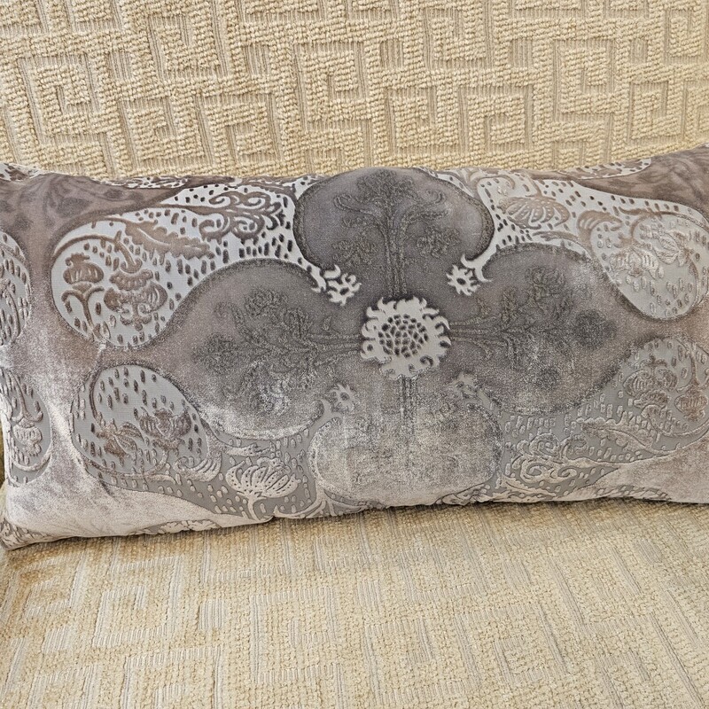 Kevin O'Brien Velvet Lumbar Pillow
Taup Gray
Size: 22 x 11