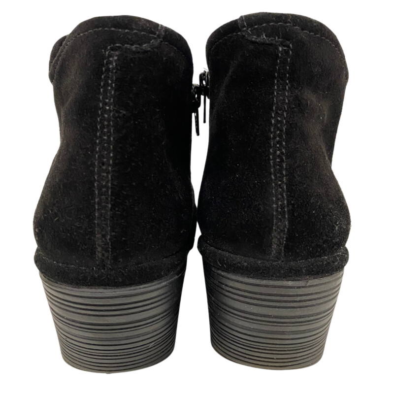 Fly London Wezo Suede Boots<br />
Color: Black<br />
Size: 9.5