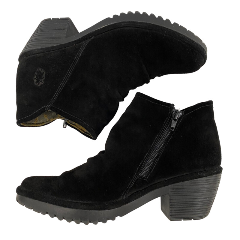 Fly London Wezo Suede Boots
Color: Black
Size: 9.5