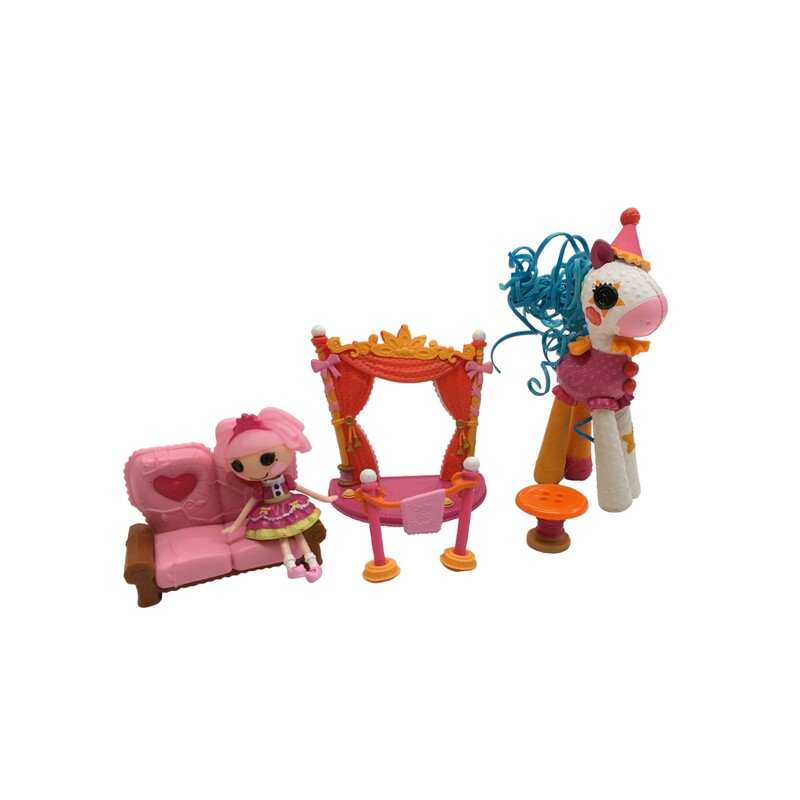 Lalaloopsy + Horse, Toys

Located at Pipsqueak Resale Boutique inside the Vancouver Mall or online at:

#resalerocks #pipsqueakresale #vancouverwa #portland #reusereducerecycle #fashiononabudget #chooseused #consignment #savemoney #shoplocal #weship #keepusopen #shoplocalonline #resale #resaleboutique #mommyandme #minime #fashion #reseller                                                                                                                                      All items are photographed prior to being steamed. Cross posted, items are located at #PipsqueakResaleBoutique, payments accepted: cash, paypal & credit cards. Any flaws will be described in the comments. More pictures available with link above. Local pick up available at the #VancouverMall, tax will be added (not included in price), shipping available (not included in price, *Clothing, shoes, books & DVDs for $6.99; please contact regarding shipment of toys or other larger items), item can be placed on hold with communication, message with any questions. Join Pipsqueak Resale - Online to see all the new items! Follow us on IG @pipsqueakresale & Thanks for looking! Due to the nature of consignment, any known flaws will be described; ALL SHIPPED SALES ARE FINAL. All items are currently located inside Pipsqueak Resale Boutique as a store front items purchased on location before items are prepared for shipment will be refunded.