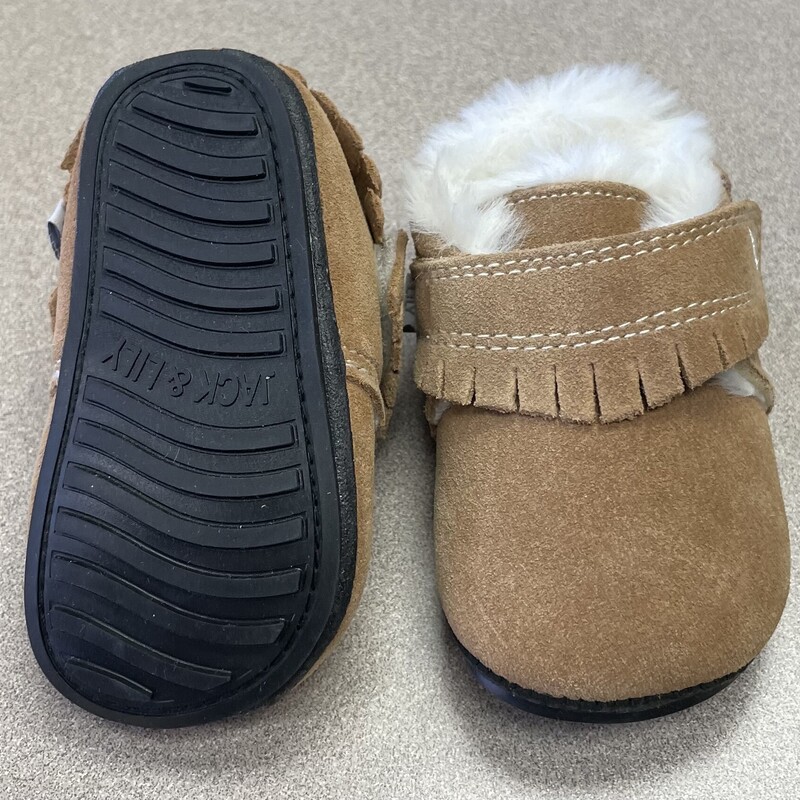 Jack & Lily Mocs - 5469, Brown Suede, Size: 6-12M<br />
River<br />
Fur Lined<br />
NEW!