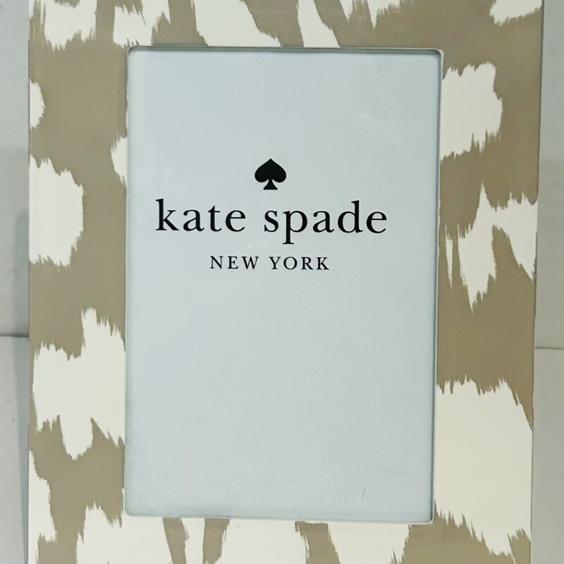 Kate Spade Lenox Animal Print
Tan White  Size: 6.25 x8.25 H