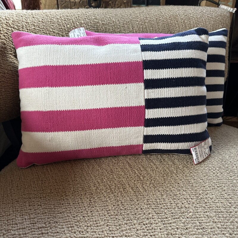 Tommy Hilfiger Mutti Stripe - Pink and White

 Size: 17Lx12W