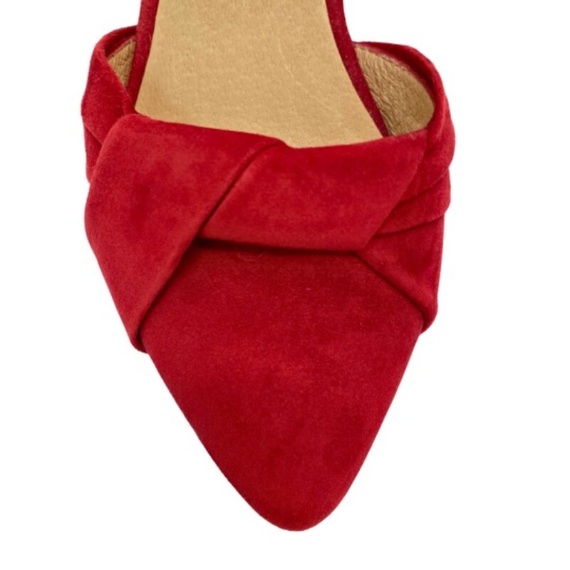 Eileen Fisher Suede Dorsay Flats<br />
Leather Lining<br />
Cute Twist Bow Detail<br />
Color: Holly<br />
Size: 9