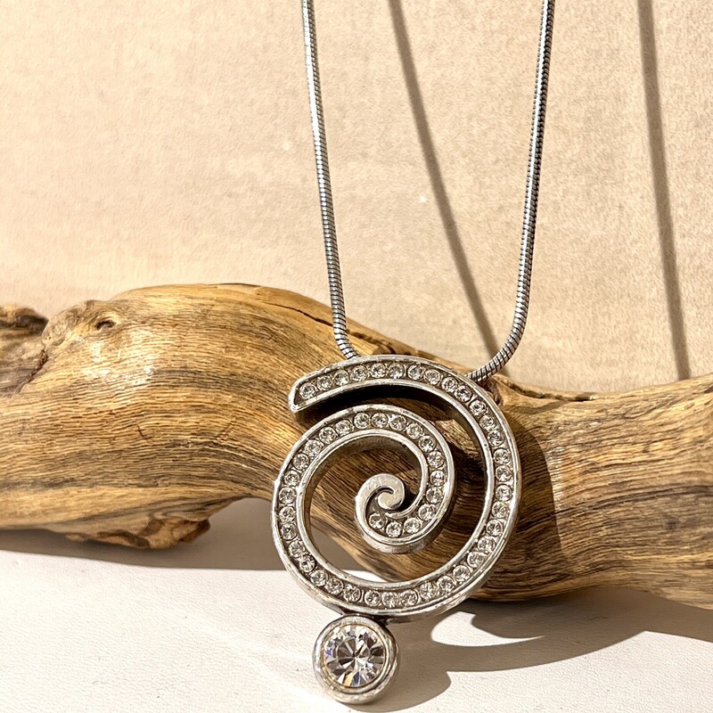 Rhinestone swirl necklace