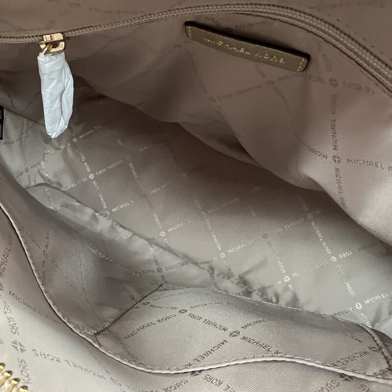 MICHAEL KORS<br />
Cindy Saffiano Leather Large Dome Satchel Bag<br />
Length: 12.5\" at bottom<br />
- Height: 9.75\"<br />
- Depth: 5\" at bottom<br />
- Double roll Saffiano leather handles with 5\" drop.<br />
- Comes with shoulder strap, can be used as a satchel or taken out and used as a handbag<br />
In like new condtion.  crossbody strap still wrapped in paper and zipper pulls as well.<br />
No marks or flaws identified.<br />
Beautiful Gold Color.