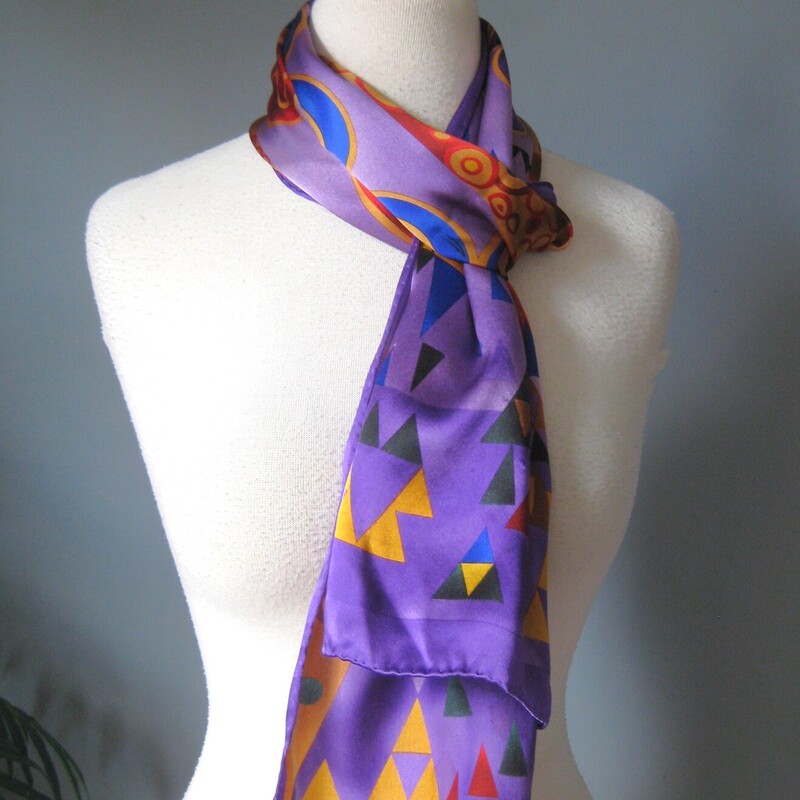 Silk Oblong, Purple, Size: None
Luxurious silk scarf made in Austria.
this scarf is giving Gustav Klimt with its lustrous colors and harmonious abstract shapes.
Tones of purple gold red orange and blue.
Depending on how you tie it you can emphasize the colors as you wish.
Generous sized oblong 64 long x 16 wide
Hand rolled edges

Good condition,I found one faint stain as shown in the third to last picture.  I didn't try to get this out
Thanks for looking!
#62284