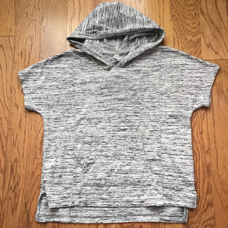 Athleta Girl Top, Gray, Size: 12

ALL ONLINE SALES ARE FINAL.
NO RETURNS
REFUNDS
OR EXCHANGES

PLEASE ALLOW AT LEAST 1 WEEK FOR SHIPMENT. THANK YOU FOR SHOPPING SMALL!