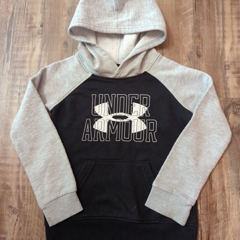 Under Armour Logo Youth