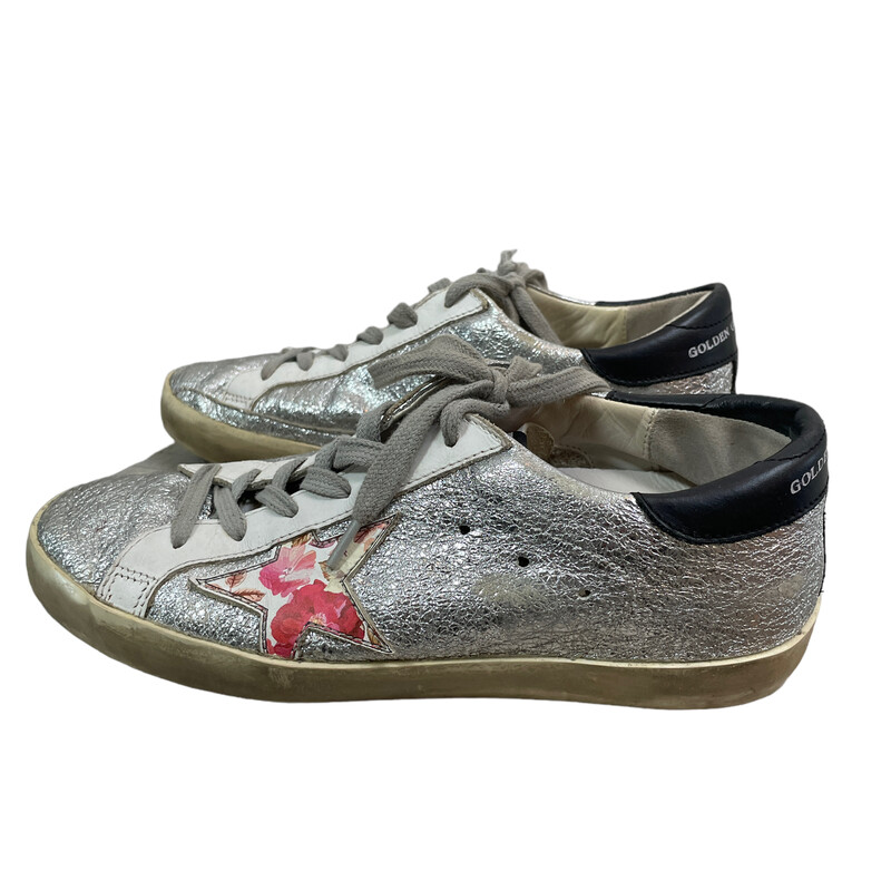 GoldenGoose Superstar, Silver, Size: 36

condition: EXCELLENT