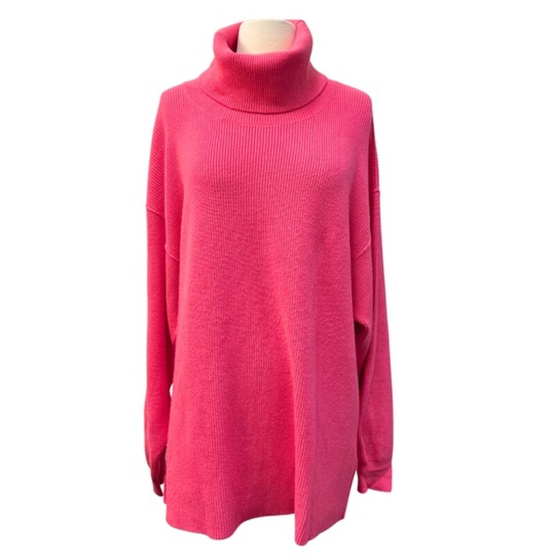 Free People Turtleneck Sweater<br />
Cuddly Soft!<br />
Oversized<br />
Pink<br />
Size: Large