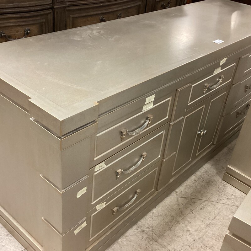 7 Drawer Dresser Gold