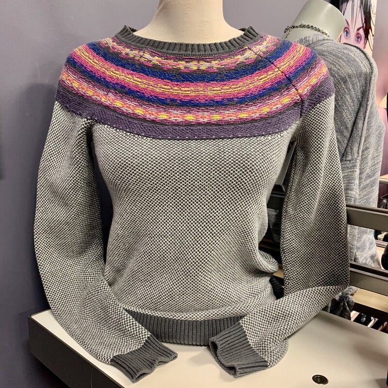 Mossimo Sweater,
Colour: Grey Multi,
Size: Medium fitted Small