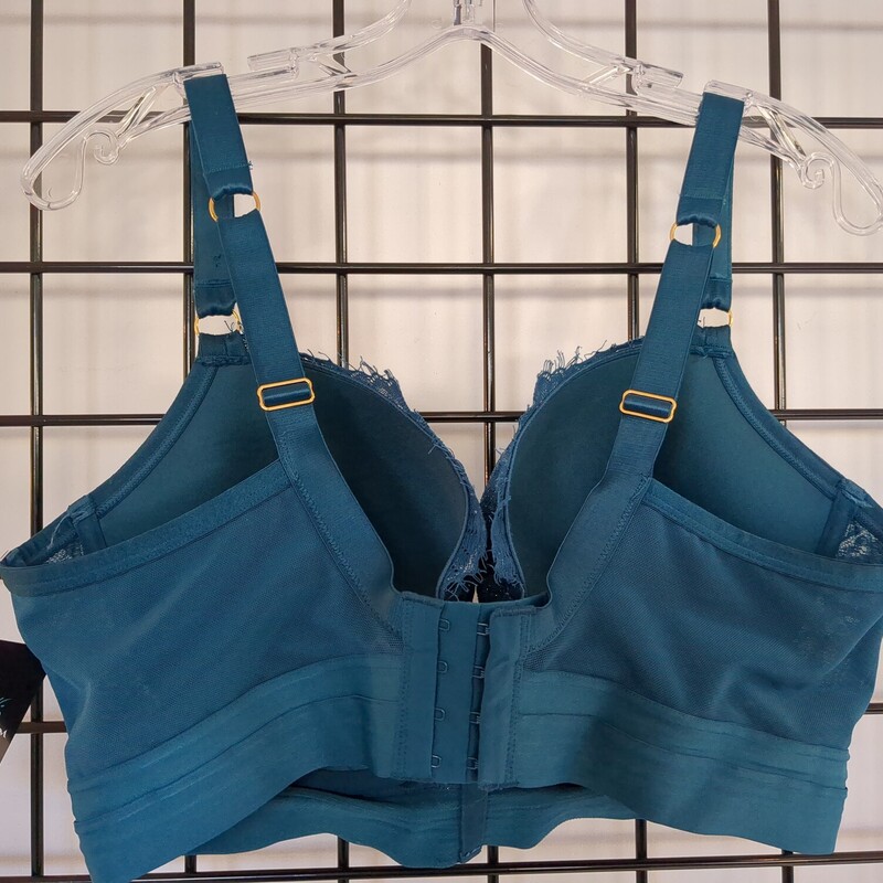 City Chic Bra, Teal, Size: 38G

We also have a matching pannie size 16
($22.99)