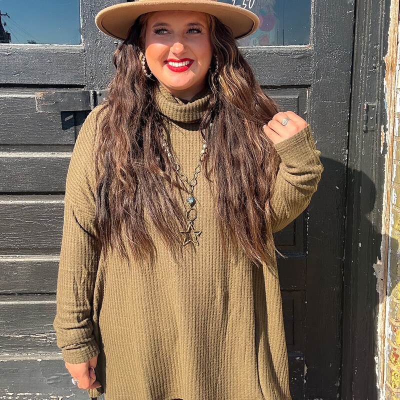 Have you heard the news?! Turtle necks are IN! Keep warm and cozy in these super soft waffle sweaters this fall/winter season! Dress them up with some booties and a cute pair of distressed jeans, you will be the cutest one out!
Colors: Bone, Cocoa, Camel, Burgandy, Olive, Khaki, and Mustard.
Available in sizes 1X-3X. Madison is wearing a 1X.