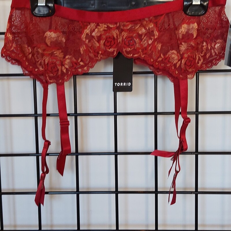 Torrid, Red/gol, Size: XL garter<br />
new with tags (originally $43.50)