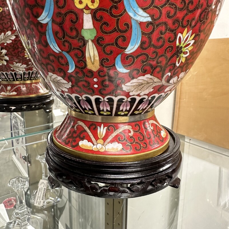 VIntage Cloisonne Vase, plus wood Stan. Gorgeous and rich colors!<br />
Size: 17in H
