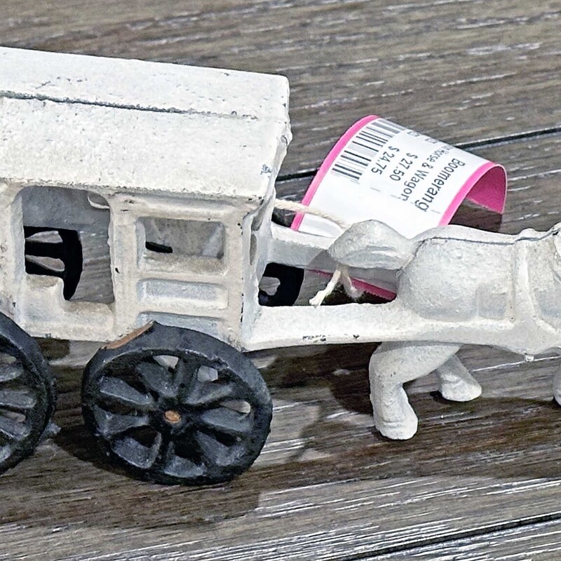 Cast Iron Horse & Wagon
Vintage White Horse and Wagon
Fresh Milk
7 ins.long x 2.25 ins. wide x 3 ins. high