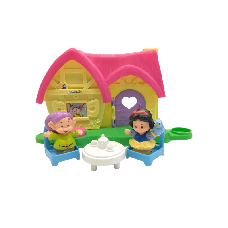 Snow White Kindness Cottage, Toys

Located at Pipsqueak Resale Boutique inside the Vancouver Mall or online at:

#resalerocks #pipsqueakresale #vancouverwa #portland #reusereducerecycle #fashiononabudget #chooseused #consignment #savemoney #shoplocal #weship #keepusopen #shoplocalonline #resale #resaleboutique #mommyandme #minime #fashion #reseller

All items are photographed prior to being steamed. Cross posted, items are located at #PipsqueakResaleBoutique, payments accepted: cash, paypal & credit cards. Any flaws will be described in the comments. More pictures available with link above. Local pick up available at the #VancouverMall, tax will be added (not included in price), shipping available (not included in price, *Clothing, shoes, books & DVDs for $6.99; please contact regarding shipment of toys or other larger items), item can be placed on hold with communication, message with any questions. Join Pipsqueak Resale - Online to see all the new items! Follow us on IG @pipsqueakresale & Thanks for looking! Due to the nature of consignment, any known flaws will be described; ALL SHIPPED SALES ARE FINAL. All items are currently located inside Pipsqueak Resale Boutique as a store front items purchased on location before items are prepared for shipment will be refunded.