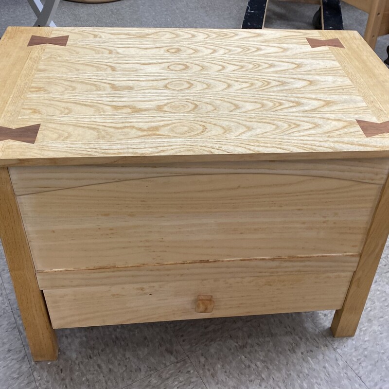 1 Drawer Storage Bench