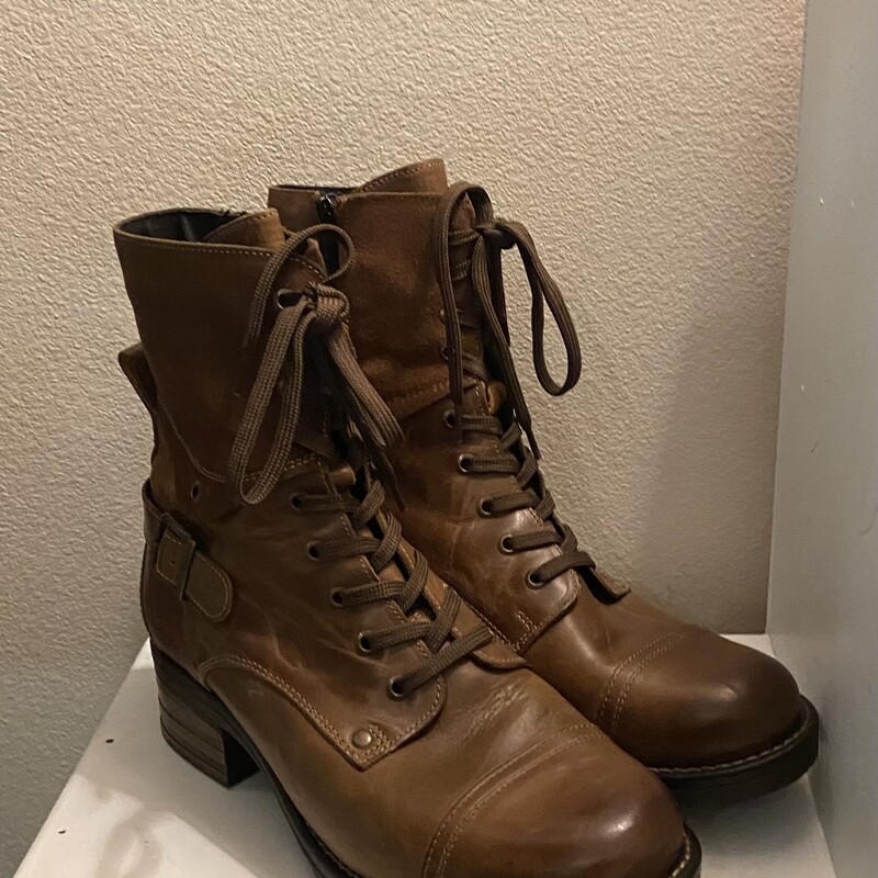 NEW Brw Lthr Lace Up Boot