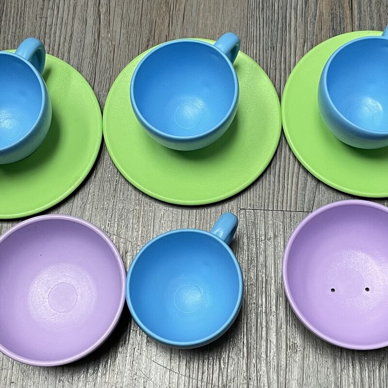 Green Toys Cup Set