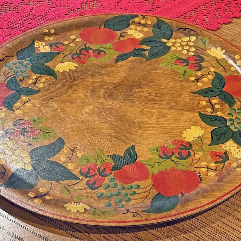 Hand Painted Wooden Tray
13.5 In Round