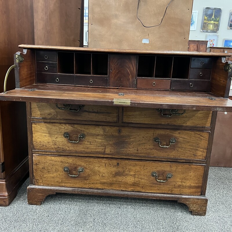 Vintage 4 Drawer Chest