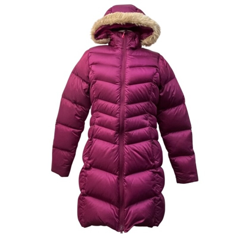 Mountain Hardwear Hooded Puffer Jacket
Removable Faux-Fur Trim and Hood
Fleece Lined with Inside Pocket
Cinched Waist
Berry
Size: Small
