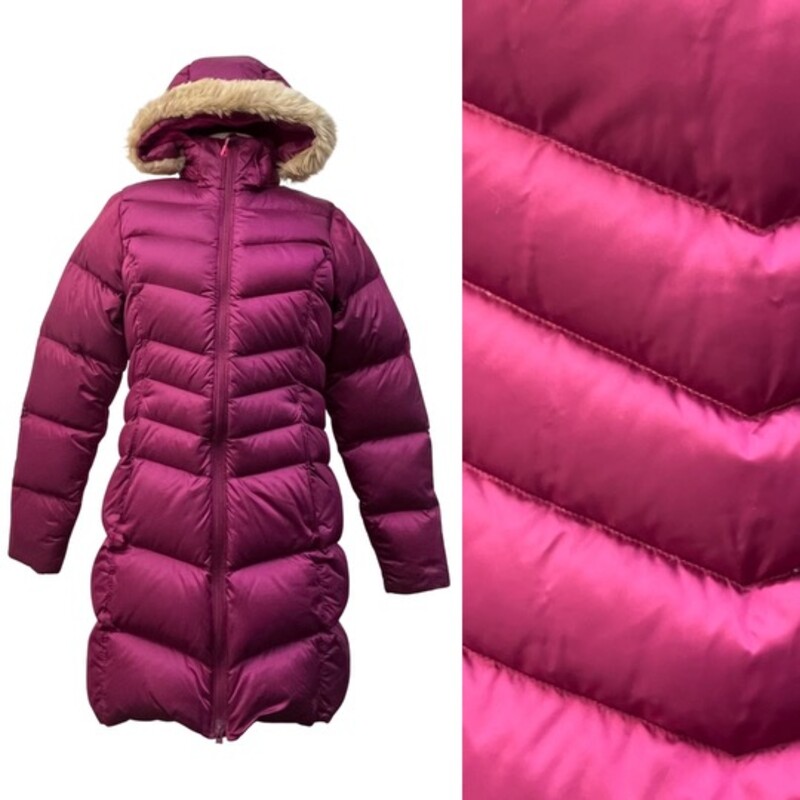Mountain Hardwear Hooded Puffer Jacket
Removable Faux-Fur Trim and Hood
Fleece Lined with Inside Pocket
Cinched Waist
Berry
Size: Small