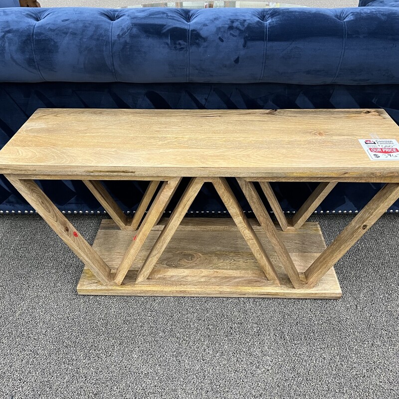 Triangle Entry Bench