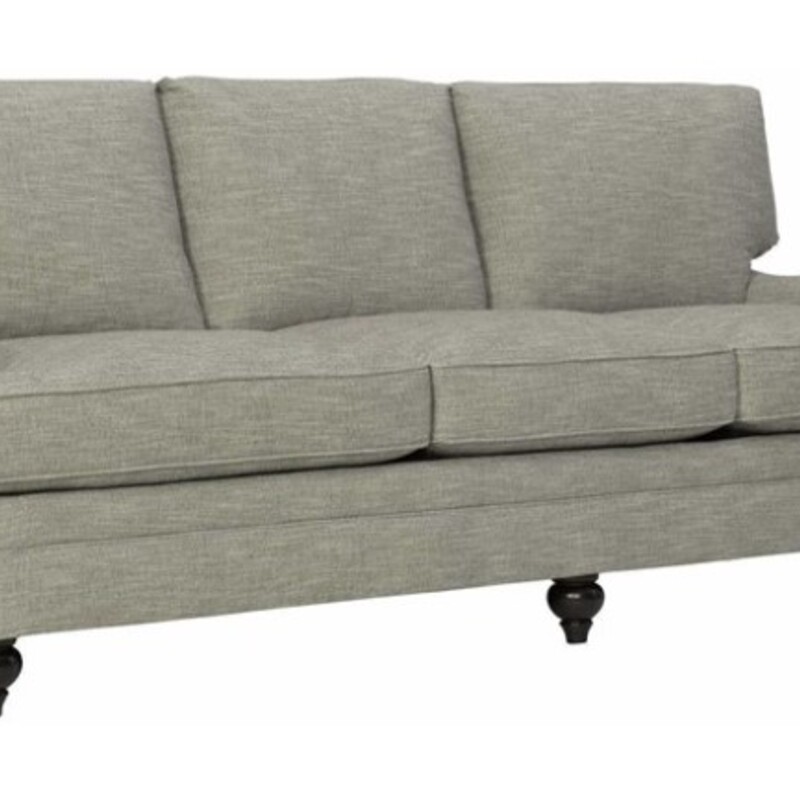 Bernhardt Textured Sofa
Lt Grey Silver Cream  Subtle Herringbone Pattern
Size: 96x44x38H
Retail $3555