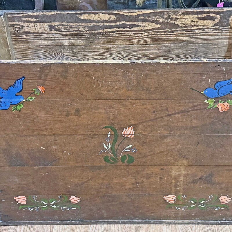Hand Painted Log Box,
Size: 37.5 x 16 x 27
Heavy vintage grain box.  The front has some
hand stenciling giving it a nice look.
A great find!
