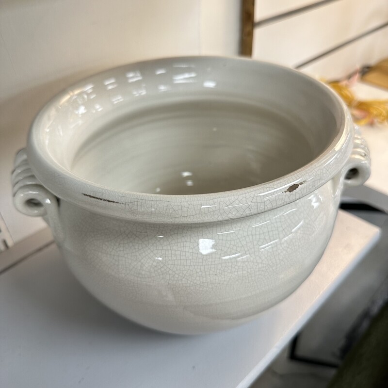 Medium White Cache Pot, Made in Italy
Size: 7x8.5